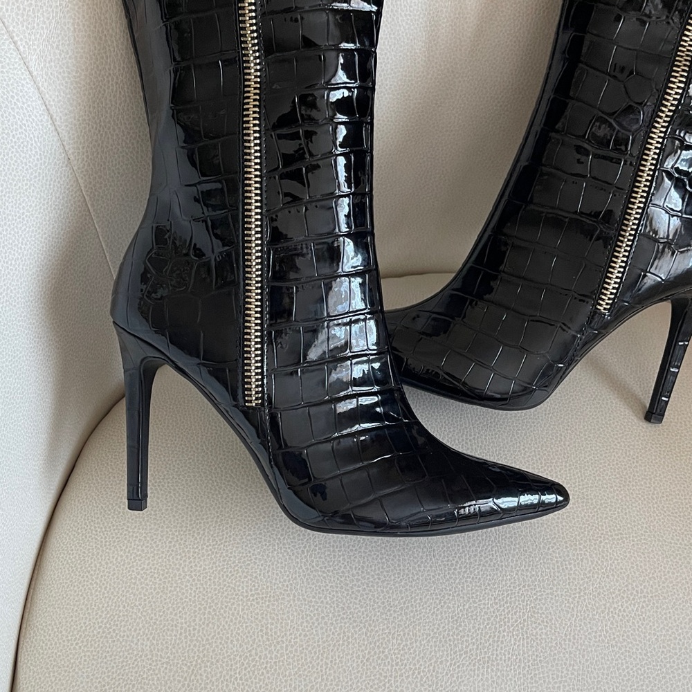 NEW N.C.l Concepts 
Sabrinaa Zip Croc-Embossed KneeHigh Boots - Picture 5 of 14